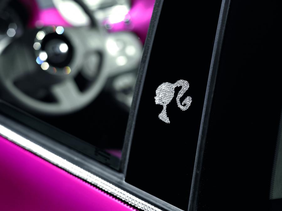  Fiat 500 Barbie Edition 2009 года  (фото 28 из 30)